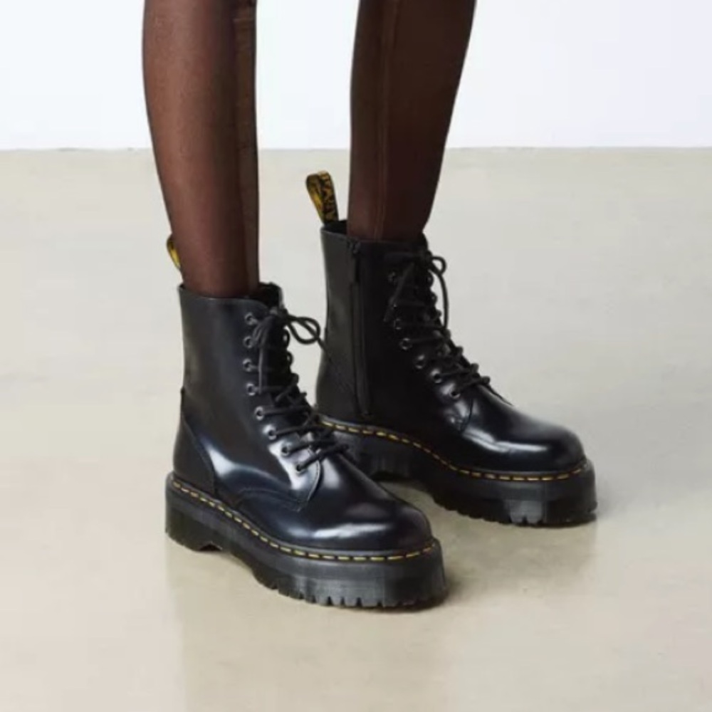Dr. Martens JADON BOOT SMOOTH LEATHER PLATFORMS - Black - Polished Smooth - Picture 3 of 10